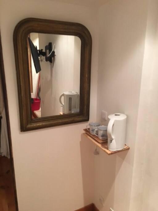 Studio Close Fourviere Very Quiet & Small Terrace Apartamento Lyon Exterior foto