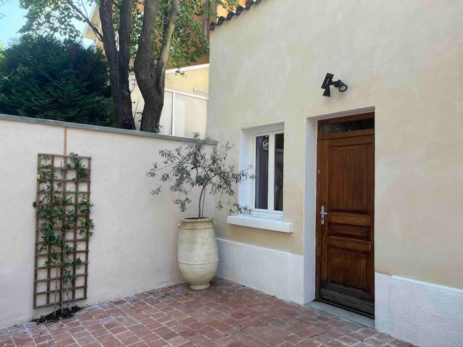Studio Close Fourviere Very Quiet & Small Terrace Apartamento Lyon Exterior foto